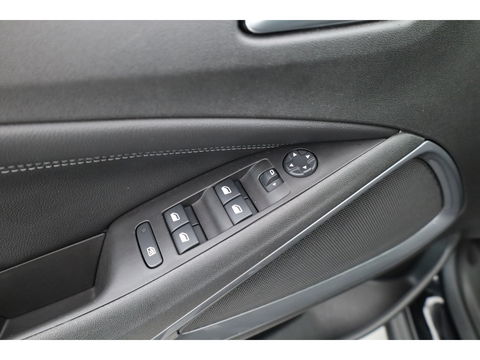 Opel Crossland 1.2 Turbo Elegance | Apple CarPlay & Android Auto | Camera | LED | Clima | 4-Seasons