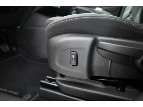 Opel Crossland 1.2 Turbo Elegance | Apple CarPlay & Android Auto | Camera | LED | Clima | 4-Seasons