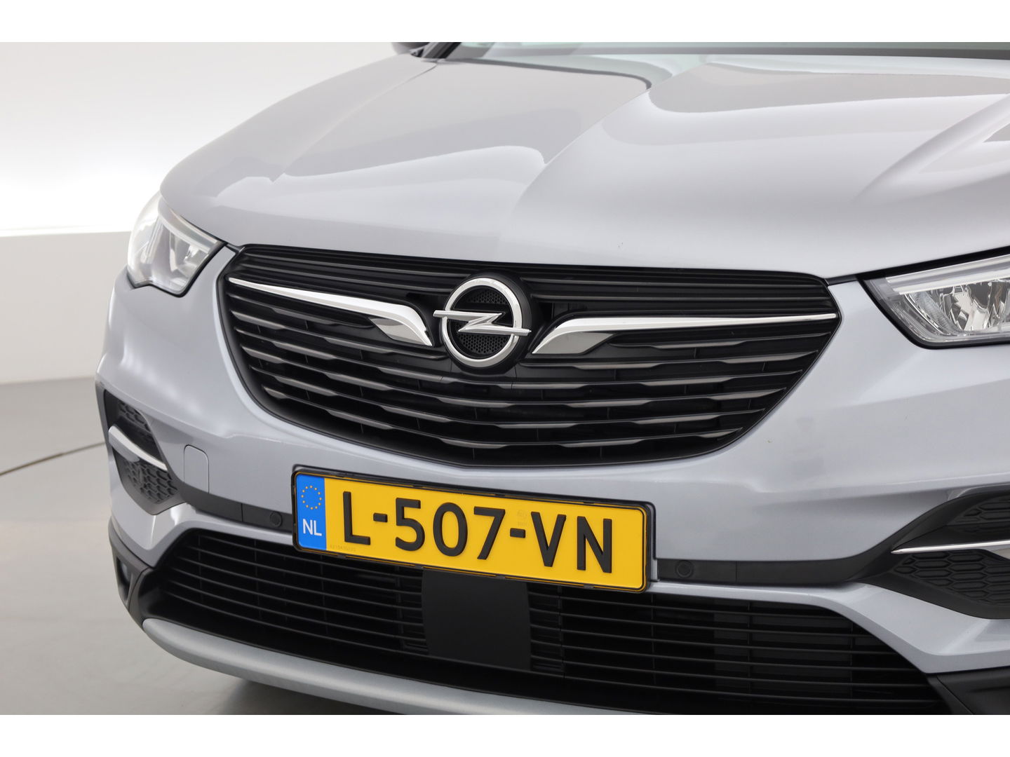 Opel Grandland X 1.2 Turbo Innovation Aut. | Apple CarPlay | Camera | Afn. Trekhaak | LED | Clima