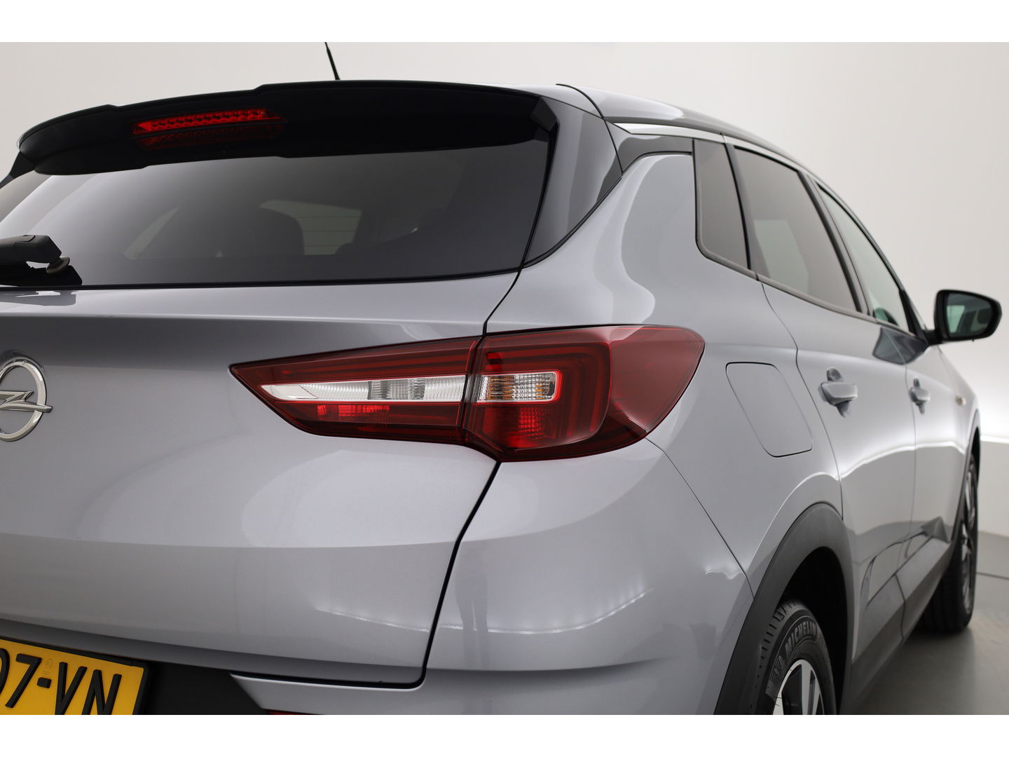 Opel Grandland X 1.2 Turbo Innovation Aut. | Apple CarPlay | Camera | Afn. Trekhaak | LED | Clima