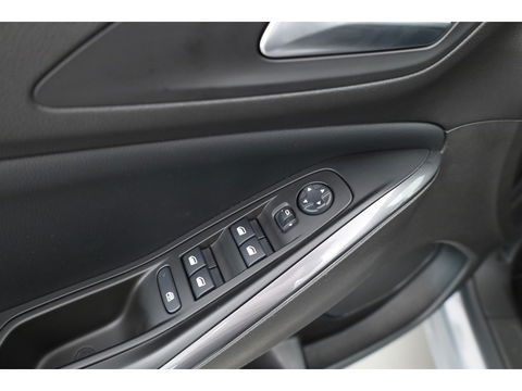 Opel Grandland X 1.2 Turbo Innovation Aut. | Apple CarPlay | Camera | Afn. Trekhaak | LED | Clima