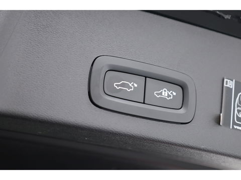 Volvo XC40 T5 Recharge Inscription Expression | Pilot Assist | Elek. trekhaak | Stoel- Stuurverw. | Camera | Keyless