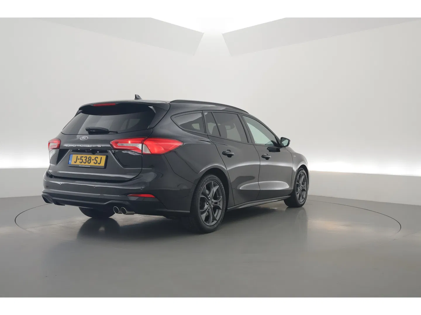 Ford FOCUS Wagon 1.0 EcoBoost ST Line | Navi | CarPlay | Stoel-stuurverw. | Camera | 17''