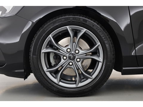 Ford FOCUS Wagon 1.0 EcoBoost ST Line | Navi | CarPlay | Stoel-stuurverw. | Camera | 17''