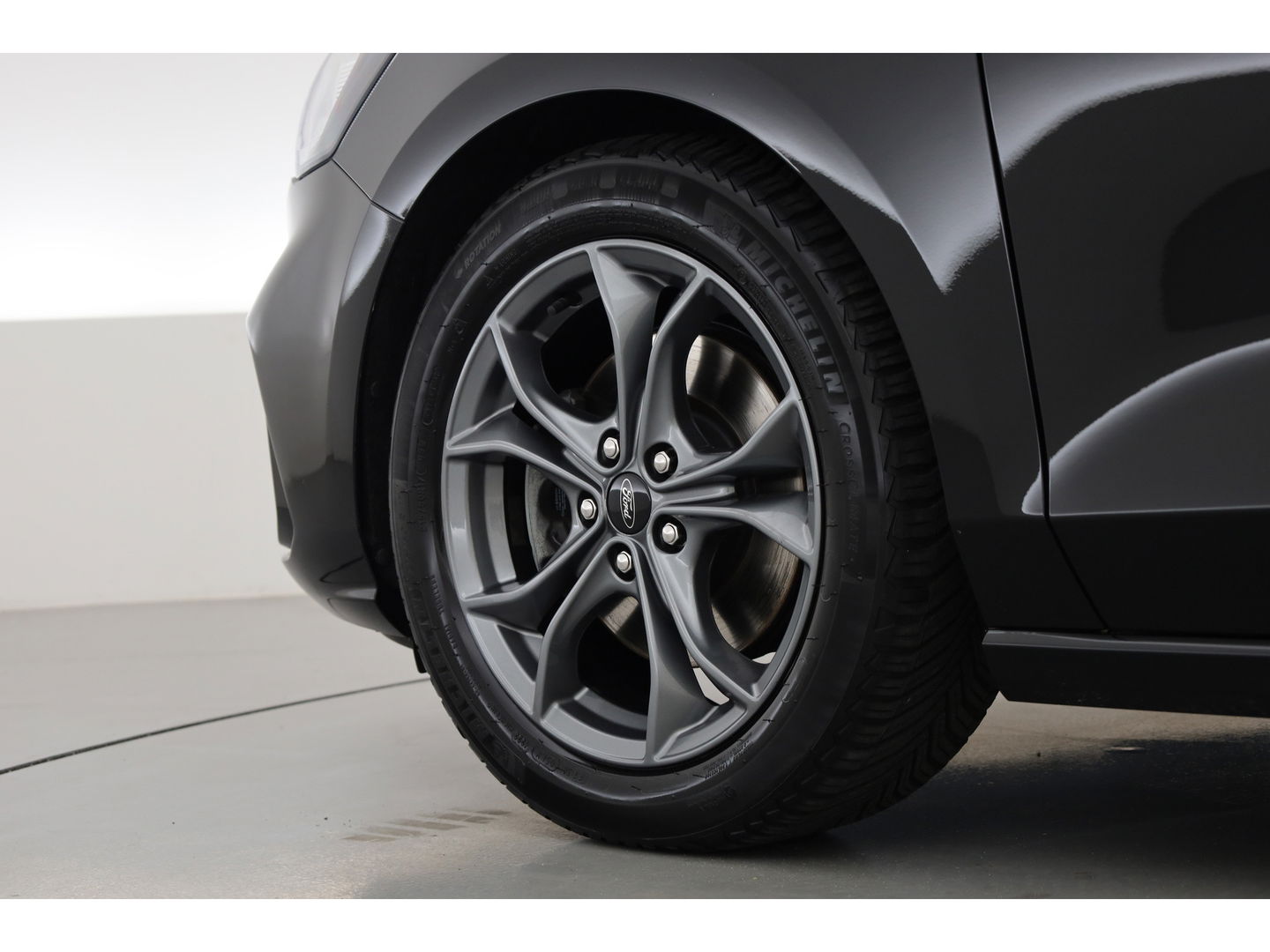 Ford FOCUS Wagon 1.0 EcoBoost ST Line | Navi | CarPlay | Stoel-stuurverw. | Camera | 17''