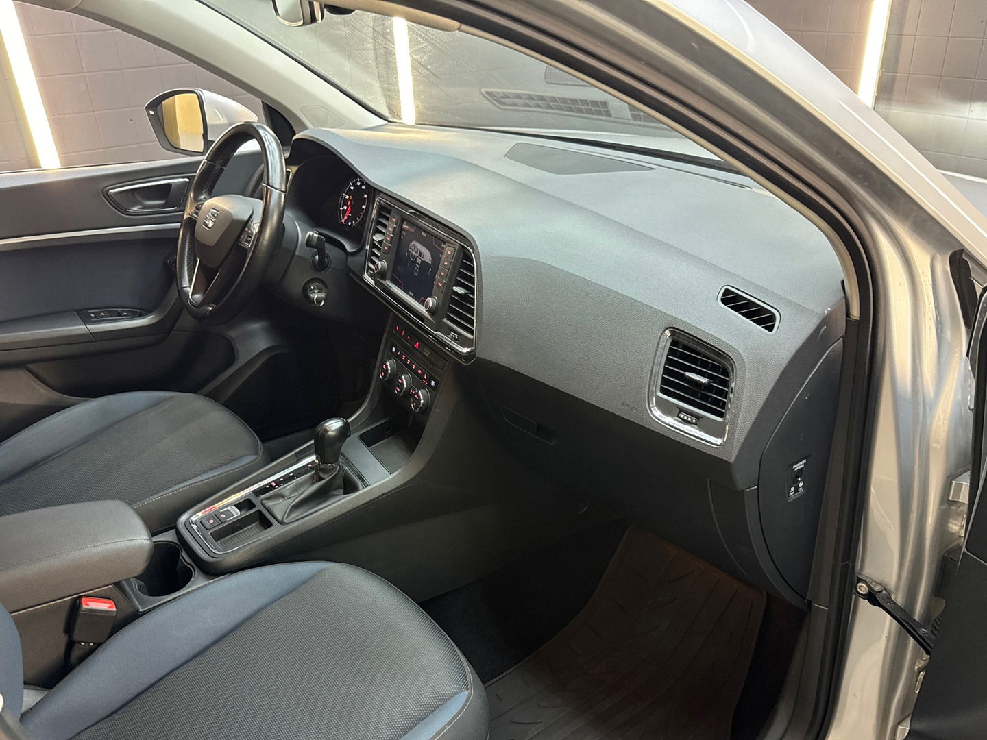 SEAT Ateca 1.5 TSI Business Standkachel|Led|Stoelverwarming