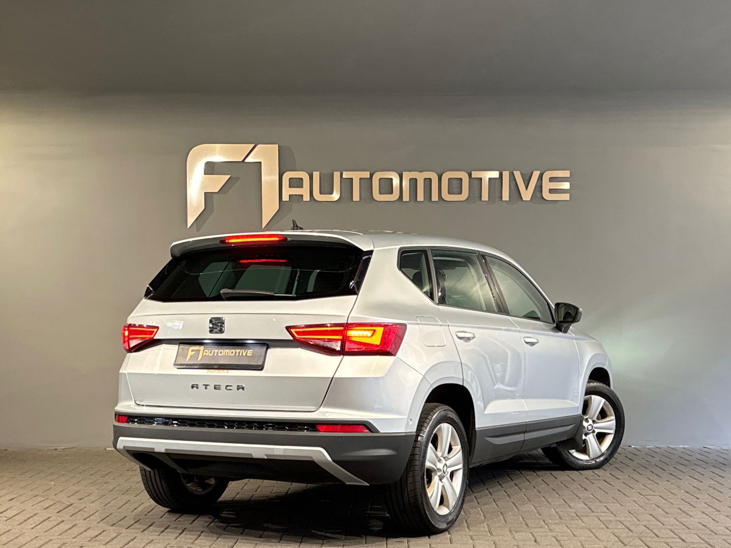 SEAT Ateca 1.5 TSI Business Standkachel|Led|Stoelverwarming