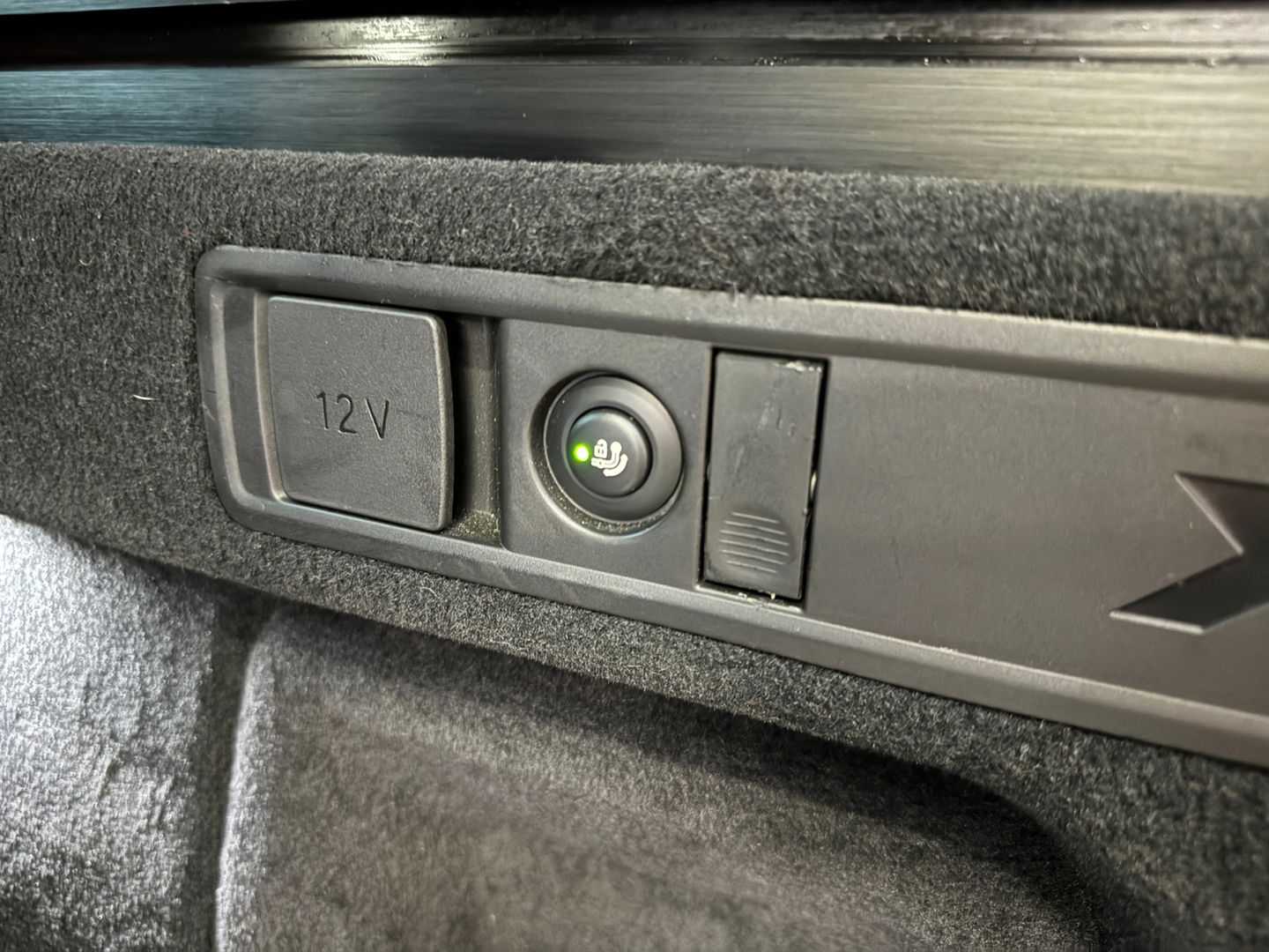 BMW X5 M Competition Pano|Carbon|B&W|Trekhaak|HuD|Massage