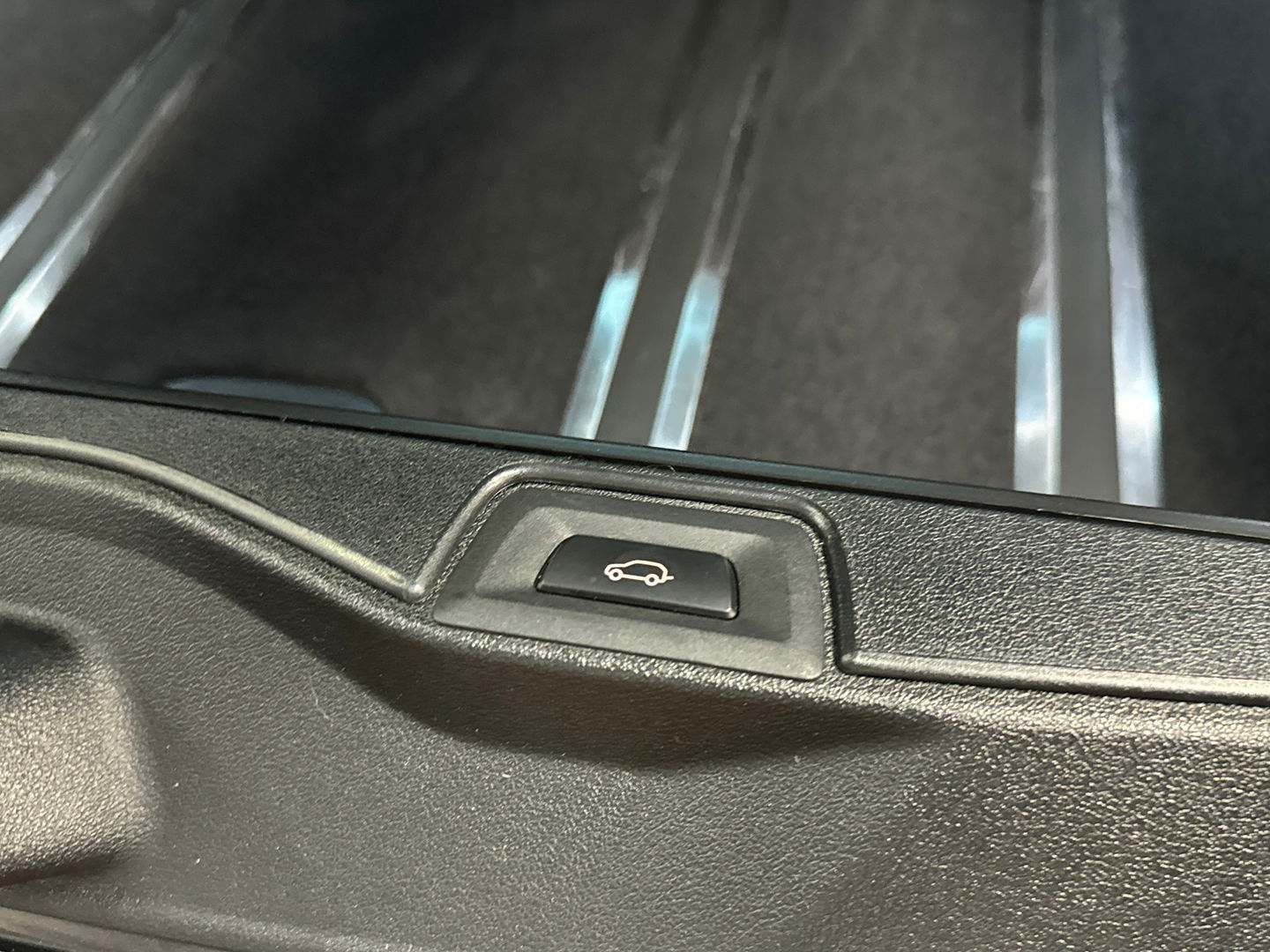 BMW X5 M Competition Pano|Carbon|B&W|Trekhaak|HuD|Massage
