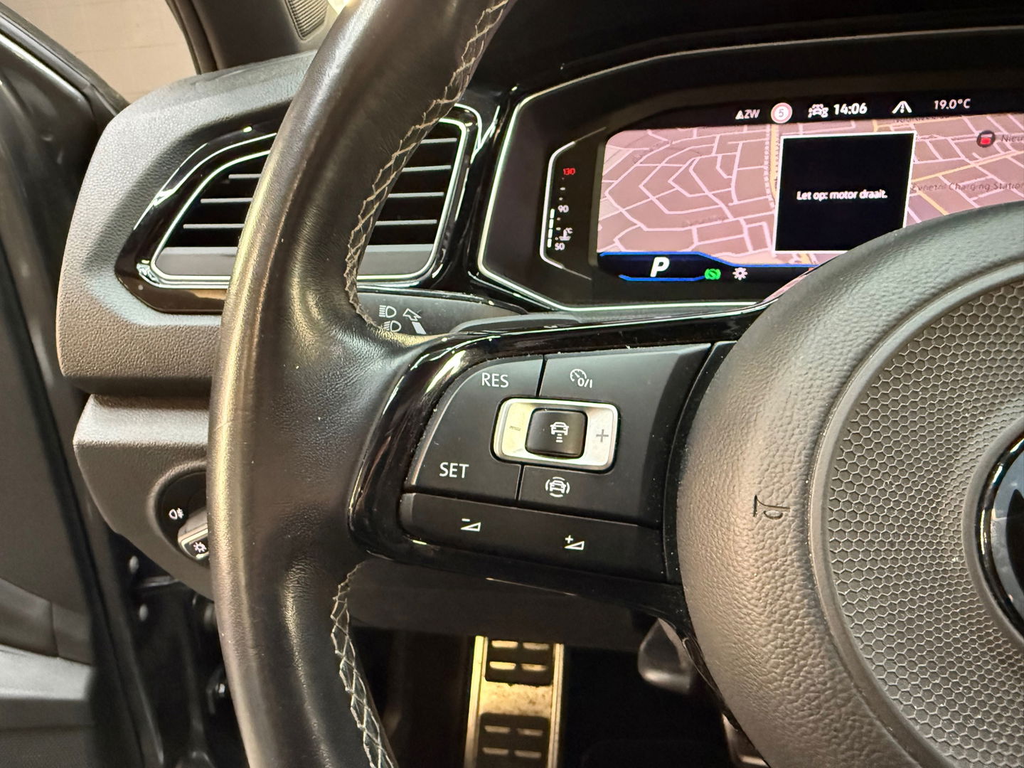 Volkswagen T-Roc 2.0 TSI 4Motion R Pano|Akra|Beats|Keyless