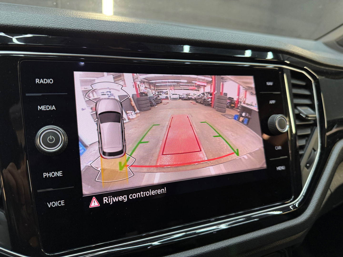 Volkswagen T-Roc 2.0 TSI 4Motion R Pano|Akra|Beats|Keyless
