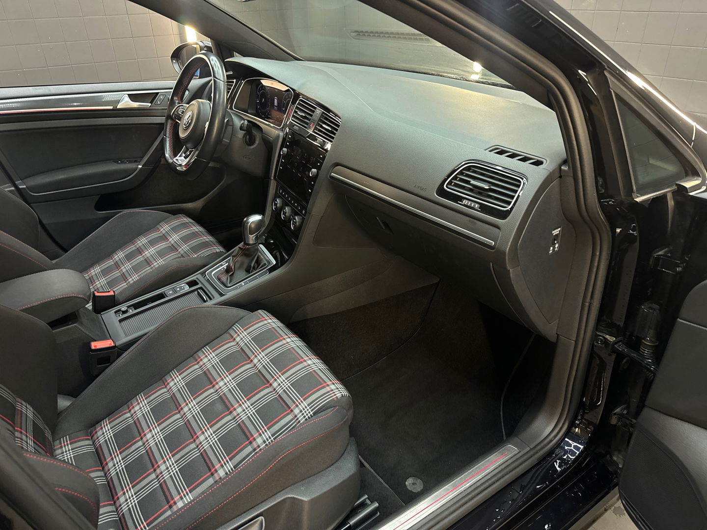 Volkswagen Golf 2.0 TSI GTI Performance Pano|Keyles|Trekhaak
