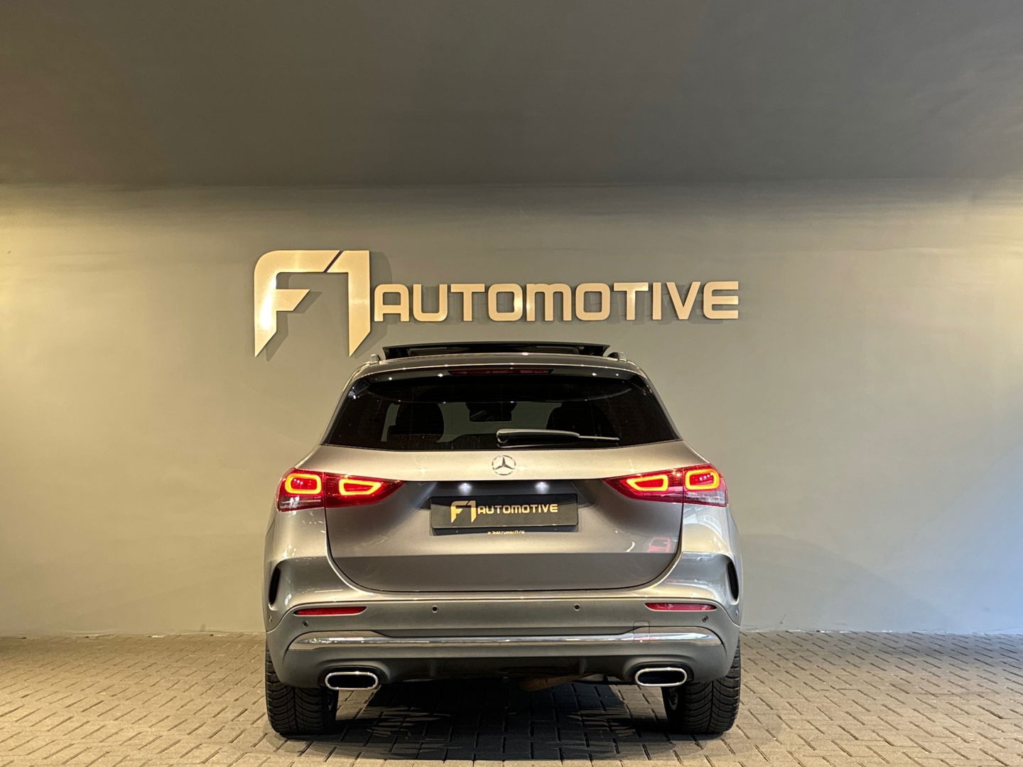 Mercedes-Benz GLA 220 d AMG Pano|Memory|Leer|Burmester