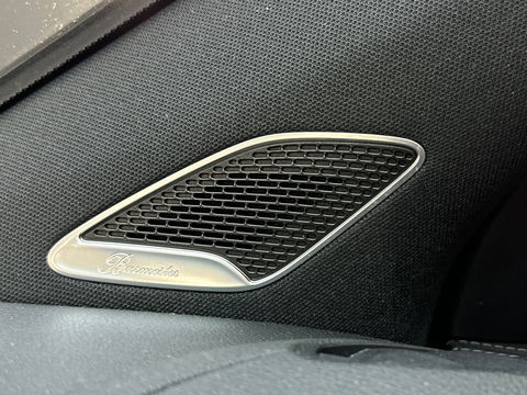 Mercedes-Benz GLA 220 d AMG Pano|Memory|Leer|Burmester