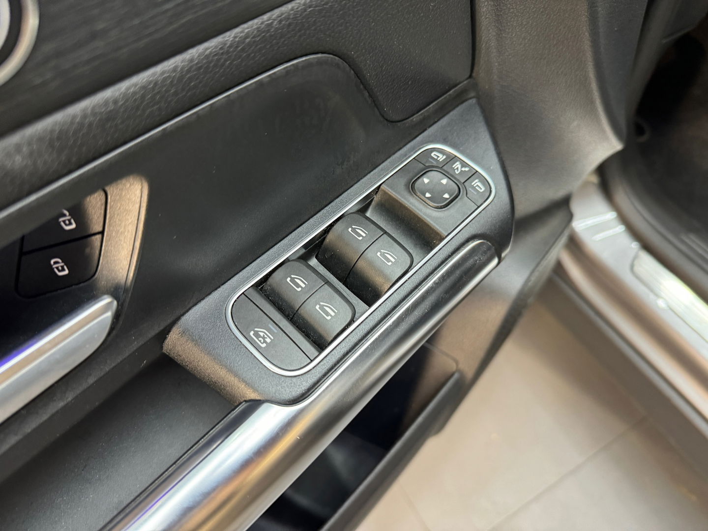 Mercedes-Benz GLA 220 d AMG Pano|Memory|Leer|Burmester
