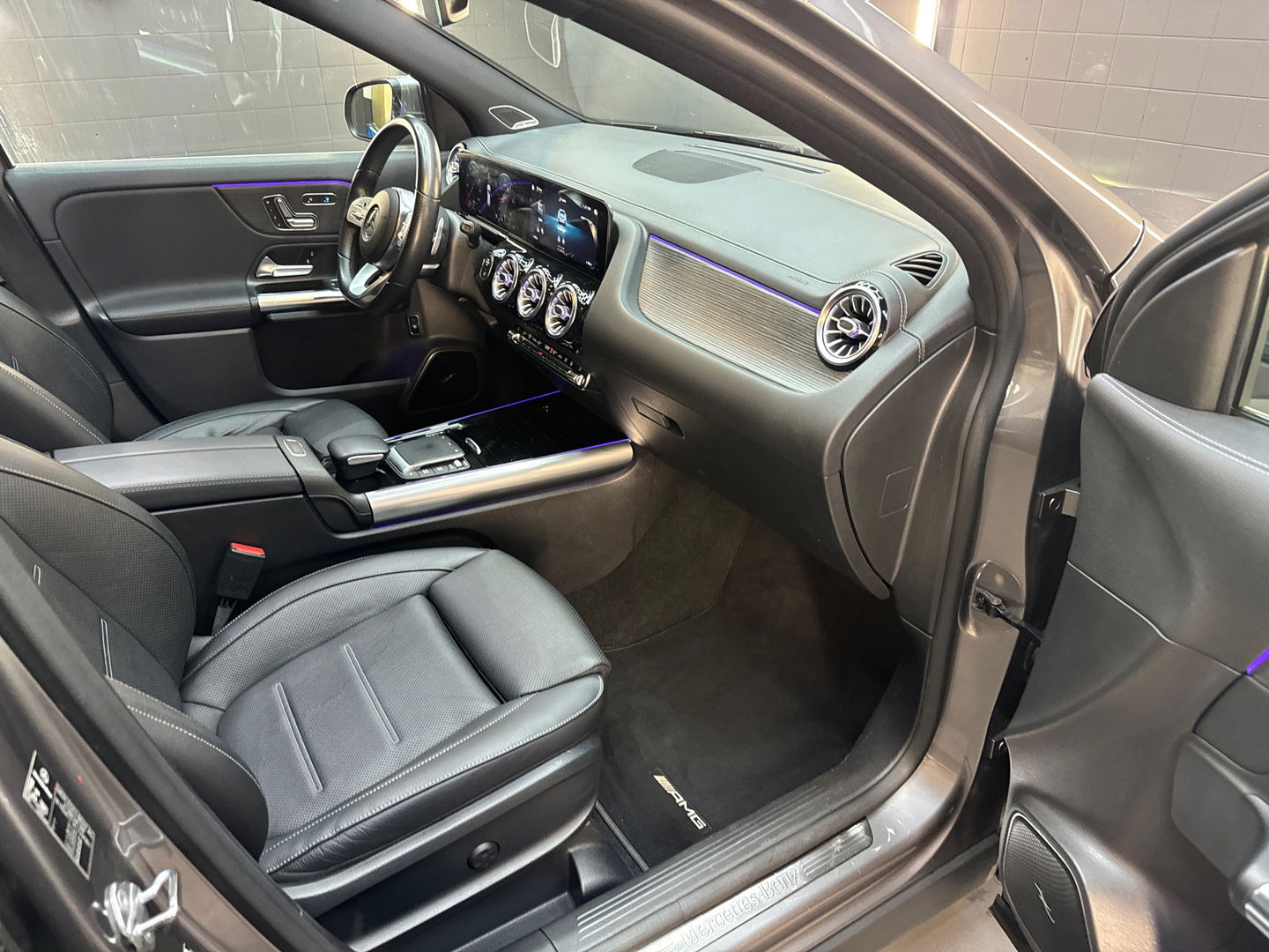 Mercedes-Benz GLA 220 d AMG Pano|Memory|Leer|Burmester