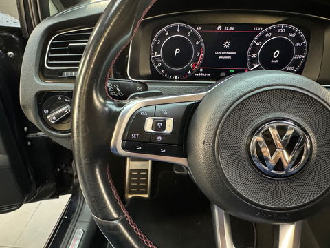 Volkswagen Golf 2.0 TSI GTI Performance Pano|Dyna|DCC|Camera