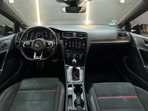 Volkswagen Golf 2.0 TSI GTI Performance Pano|Dyna|DCC|Camera