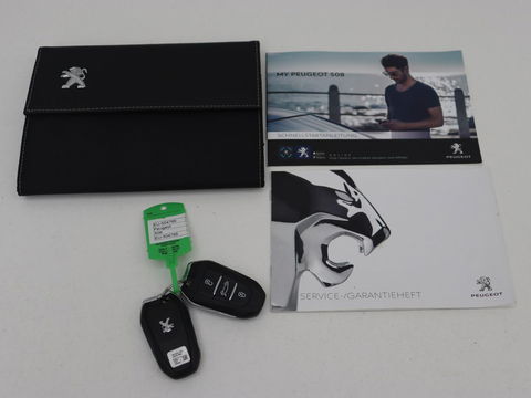 Peugeot 508 1.6 HYbrid 225 GT | Trekhaak | Stoelverwarming | Adaptive cruise | Carplay | Sfeerverlichting | Half leder | Navigatie | Camera | Keyess | PHEV | Plug In