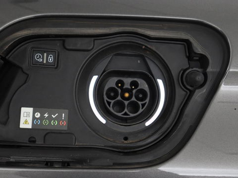 Peugeot 508 1.6 HYbrid 225 GT | Trekhaak | Stoelverwarming | Adaptive cruise | Carplay | Sfeerverlichting | Half leder | Navigatie | Camera | Keyess | PHEV | Plug In