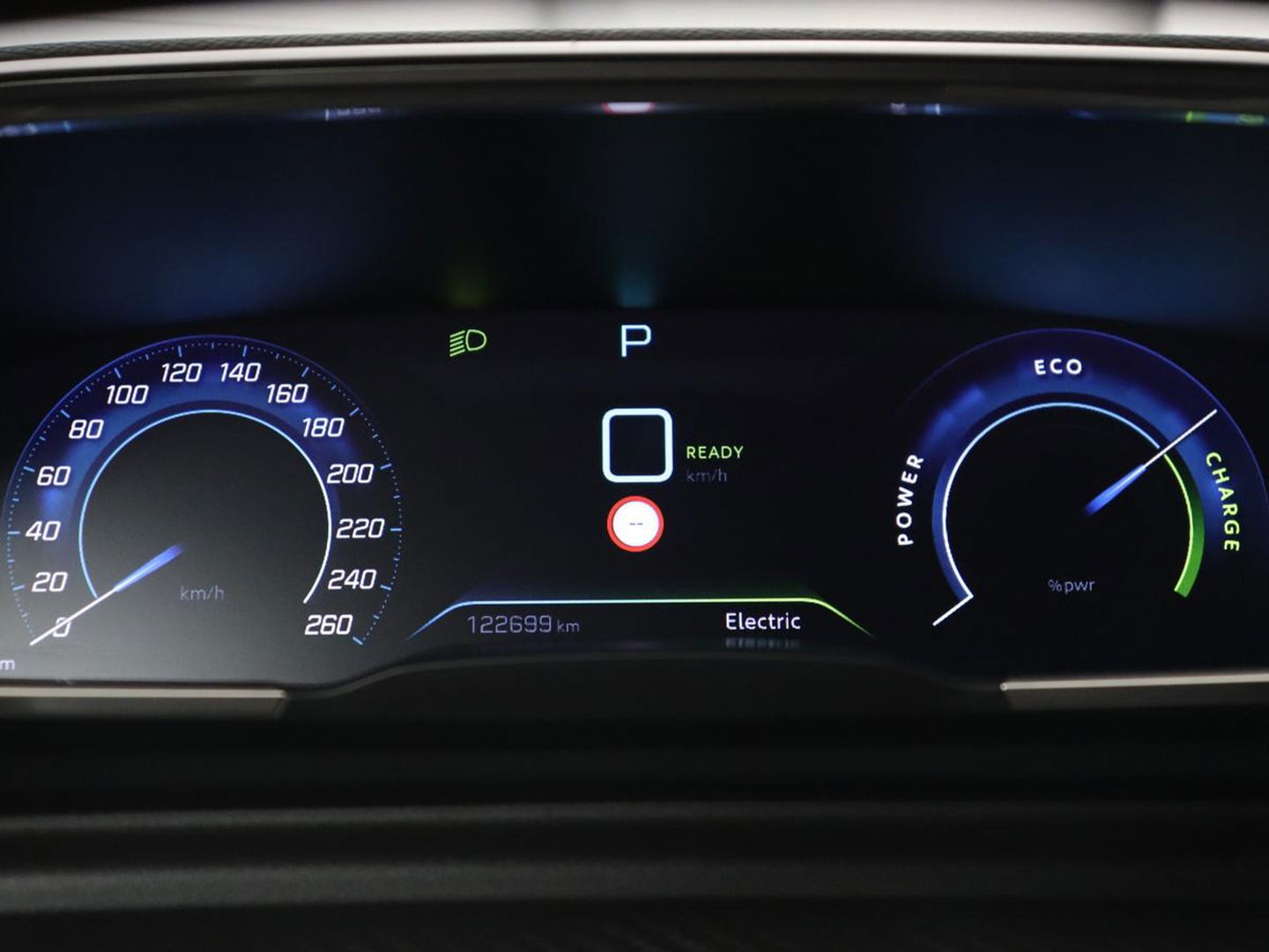 Peugeot 508 1.6 HYbrid 225 GT | Trekhaak | Stoelverwarming | Adaptive cruise | Carplay | Sfeerverlichting | Half leder | Navigatie | Camera | Keyess | PHEV | Plug In