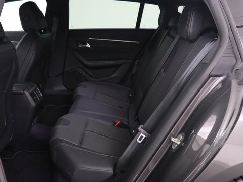 Peugeot 508 1.6 HYbrid 225 GT | Trekhaak | Stoelverwarming | Adaptive cruise | Carplay | Sfeerverlichting | Half leder | Navigatie | Camera | Keyess | PHEV | Plug In