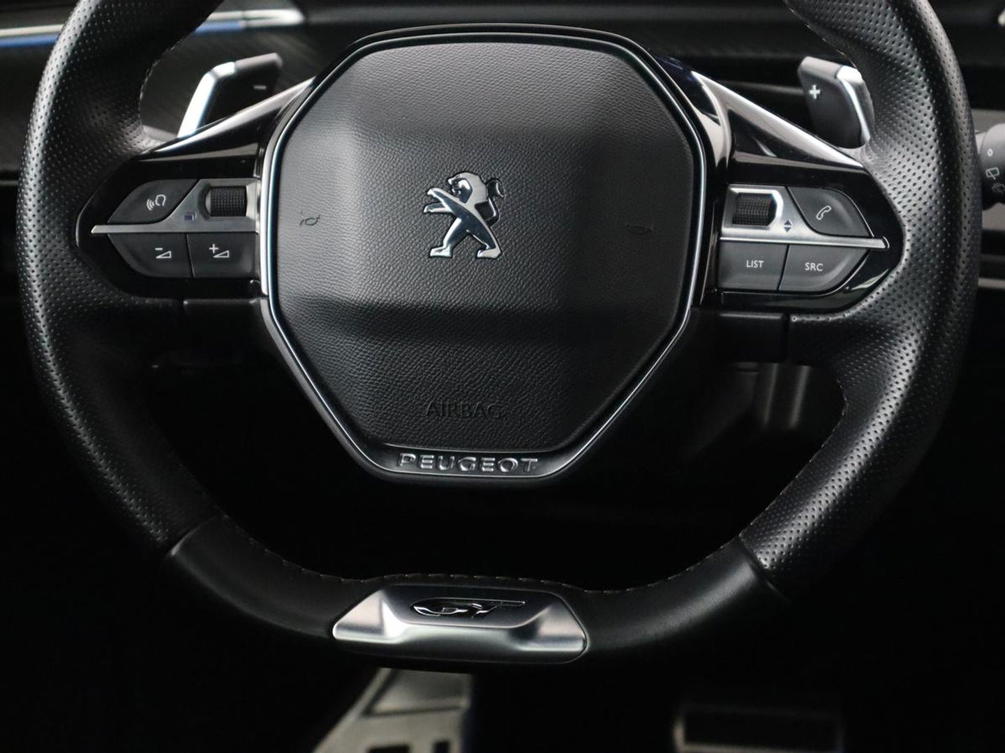 Peugeot 508 1.6 HYbrid 225 GT | Trekhaak | Stoelverwarming | Adaptive cruise | Carplay | Sfeerverlichting | Half leder | Navigatie | Camera | Keyess | PHEV | Plug In