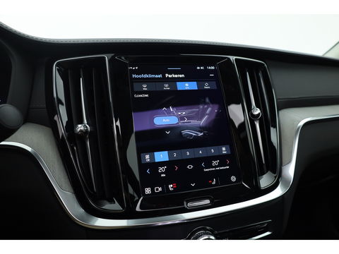 Volvo S60 T8 Recharge Ultimate Dark | B&W | Pano | Massage | Stoelventi. | HUD | Memory seats | Pilot Assist