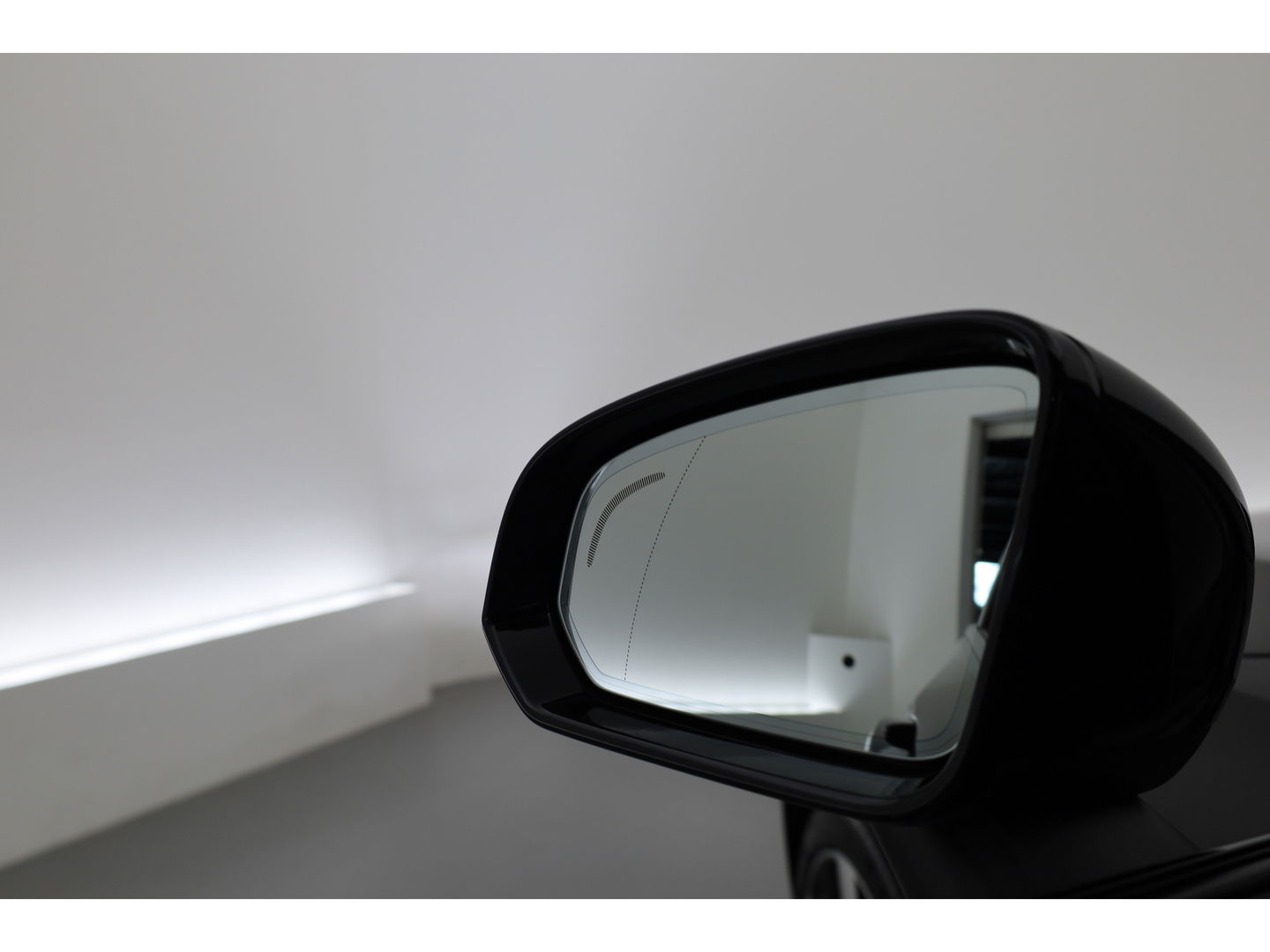 Volvo S60 T8 Recharge Ultimate Dark | B&W | Pano | Massage | Stoelventi. | HUD | Memory seats | Pilot Assist