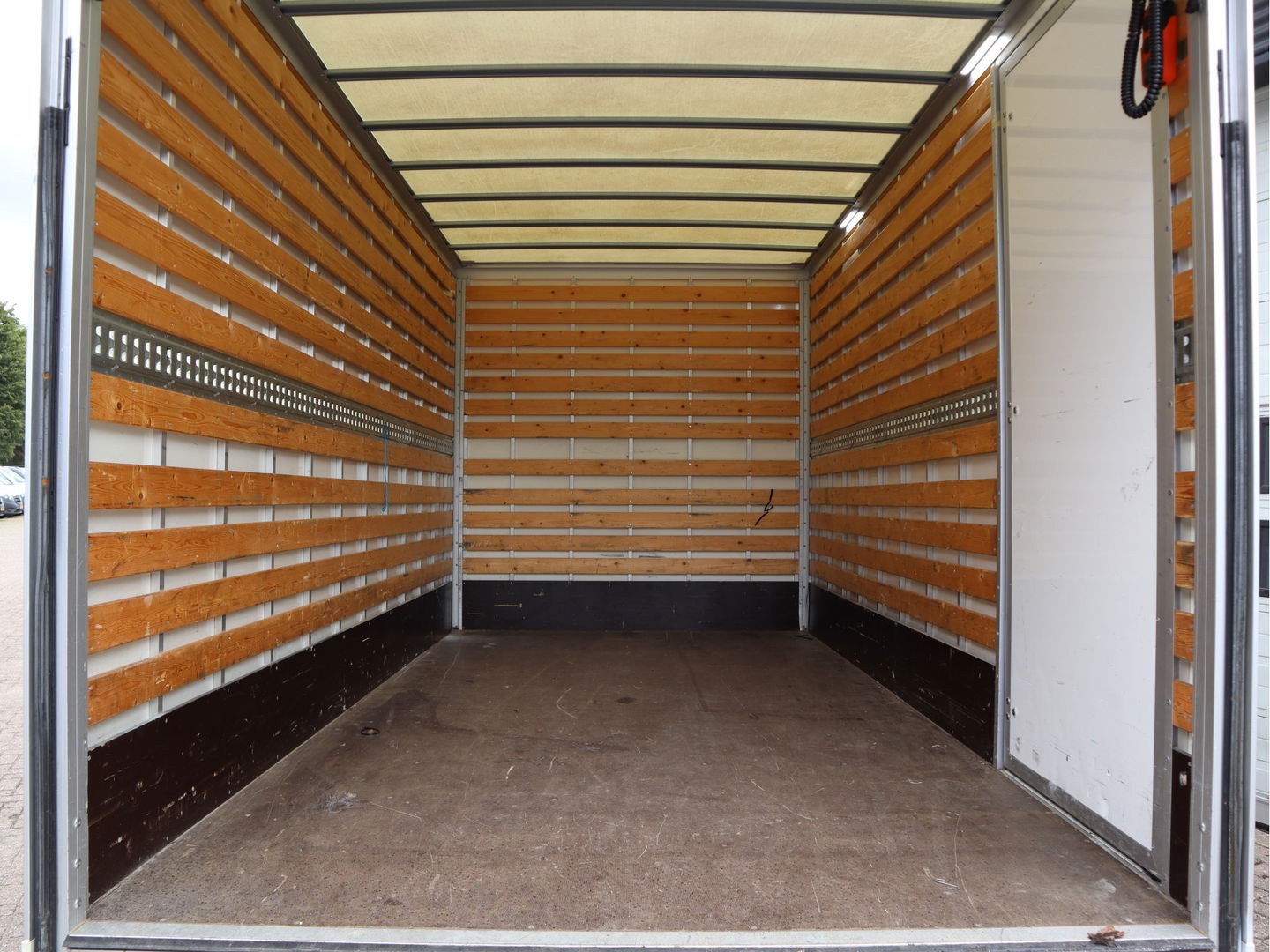 Iveco Daily 35S14V 2 136pk Euro 6 Bakwagen - Dhollandia - Airco - Camera