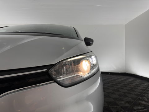 Renault Grand Scénic 1.3 TCe Business Zen [ 7-Pers. ] (INCL-BTW) *NAVI-FULLMAP | COMFORT-SEATS | DIGI-COCKPIT | ECC | PDC | CRUISE | PRIVACY-GLASS | DAB | CARPLAY*