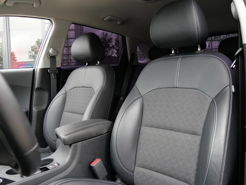 Kia Niro 1.6GDi HYBRID DYNAMICLINE/ NL-AUTO 1STE EIGENAAR