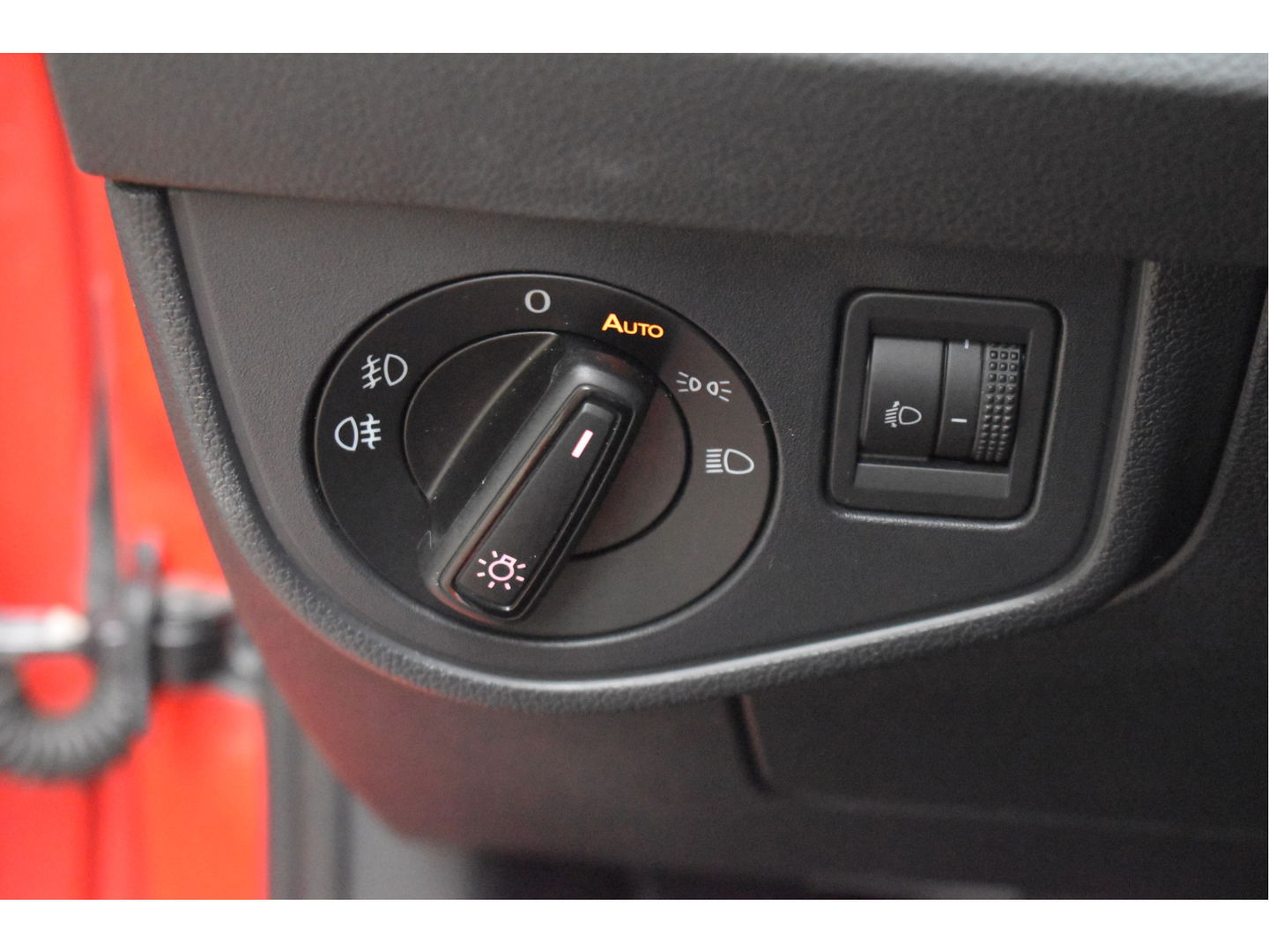 Volkswagen Polo 2.0 TSI GTI 200 pk | VIrtual cockpit | Stoelverwarming | Nav | Sfeerverlichting | LED verlichting | LM-Velgen