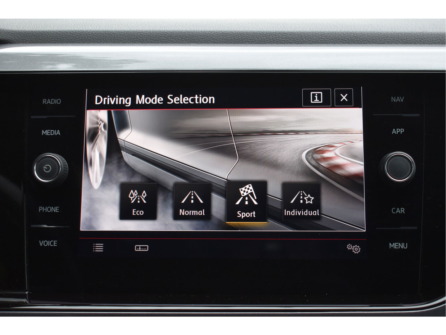 Volkswagen Polo 2.0 TSI GTI 200 pk | VIrtual cockpit | Stoelverwarming | Nav | Sfeerverlichting | LED verlichting | LM-Velgen