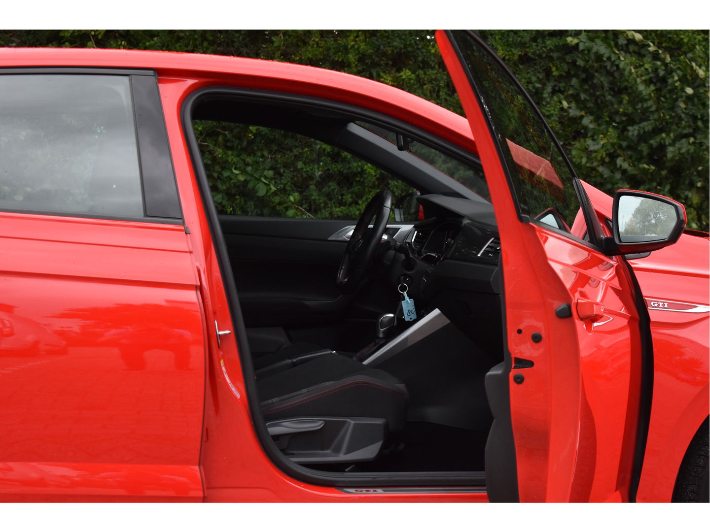 Volkswagen Polo 2.0 TSI GTI 200 pk | VIrtual cockpit | Stoelverwarming | Nav | Sfeerverlichting | LED verlichting | LM-Velgen