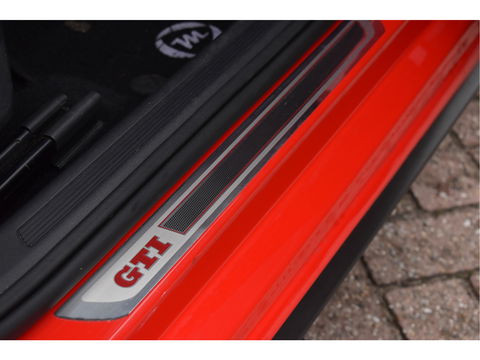 Volkswagen Polo 2.0 TSI GTI 200 pk | VIrtual cockpit | Stoelverwarming | Nav | Sfeerverlichting | LED verlichting | LM-Velgen