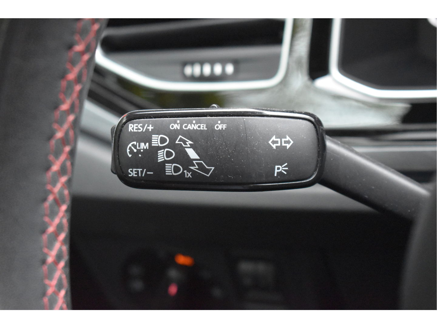 Volkswagen Polo 2.0 TSI GTI 200 pk | VIrtual cockpit | Stoelverwarming | Nav | Sfeerverlichting | LED verlichting | LM-Velgen
