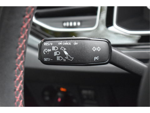 Volkswagen Polo 2.0 TSI GTI 200 pk | VIrtual cockpit | Stoelverwarming | Nav | Sfeerverlichting | LED verlichting | LM-Velgen