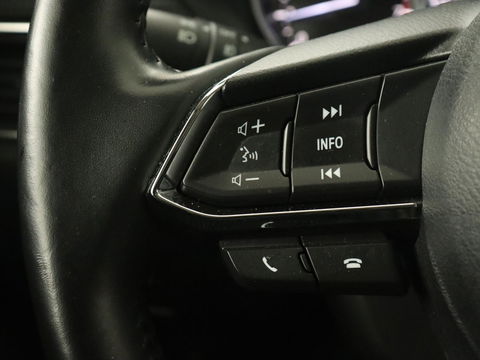 Mazda CX-5 2.0 SkyActiv-G 165 Comfort | Trekhaak | Stoelverwarming | Carplay | Full LED | Stuurverwarming | Navigatie | Keyless | Dodehoek detectie | 19'' lichtmetalen velgen