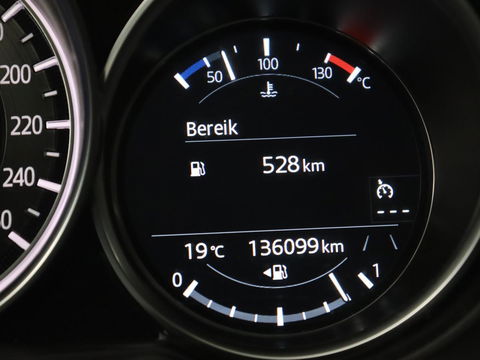 Mazda CX-5 2.0 SkyActiv-G 165 Comfort | Trekhaak | Stoelverwarming | Carplay | Full LED | Stuurverwarming | Navigatie | Keyless | Dodehoek detectie | 19'' lichtmetalen velgen
