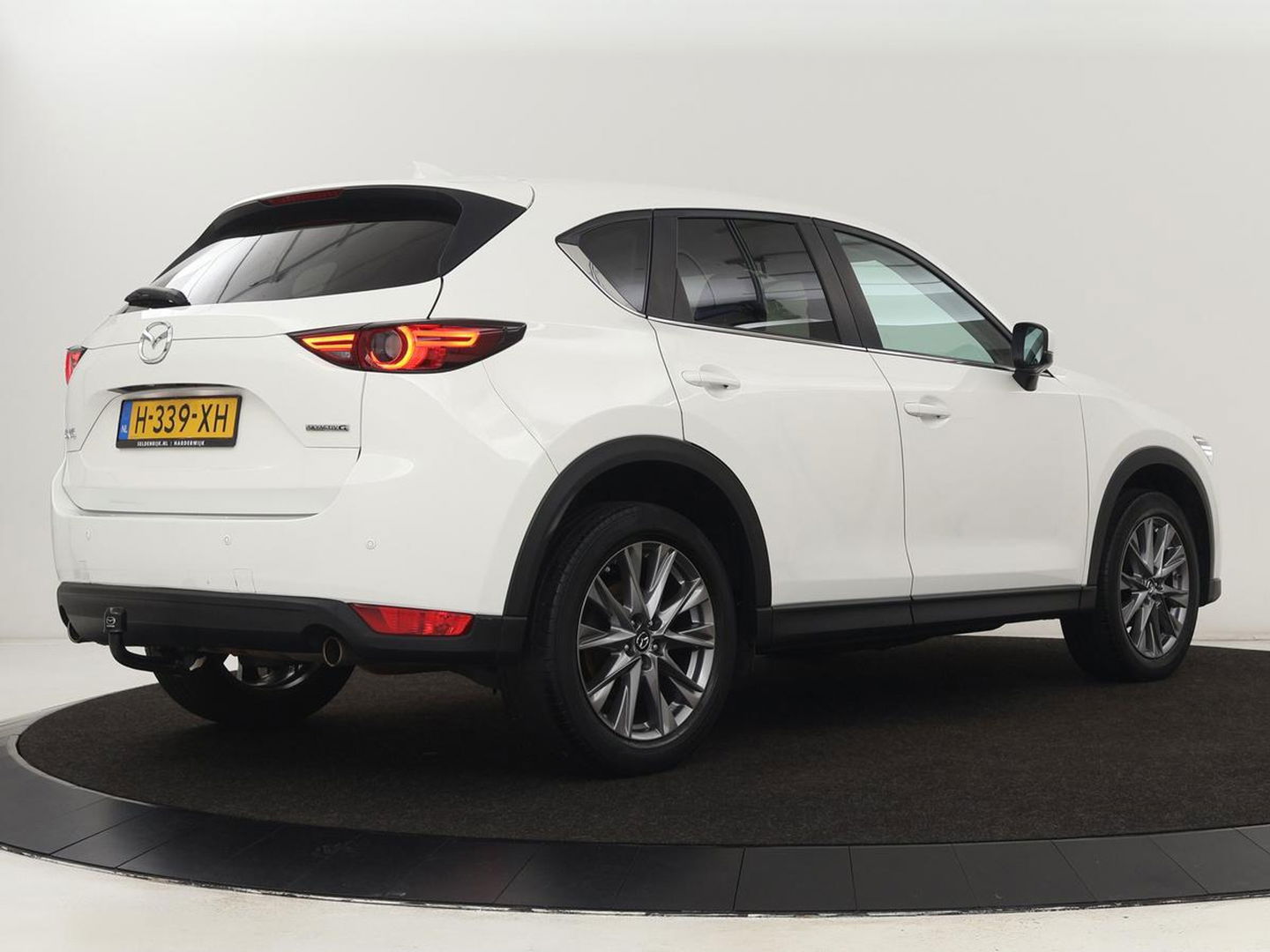 Mazda CX-5 2.0 SkyActiv-G 165 Comfort | Trekhaak | Stoelverwarming | Carplay | Full LED | Stuurverwarming | Navigatie | Keyless | Dodehoek detectie | 19'' lichtmetalen velgen