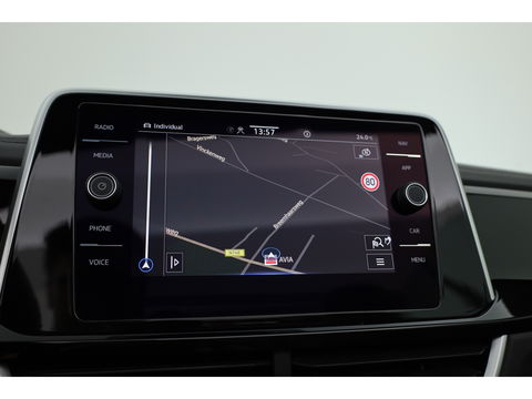 Volkswagen T-Roc Cabrio 1.5 TSI R-Line DSG | Navi | Stoel- Stuurverw. | IQ. Light | Travel Assist | Dodehoekdet.