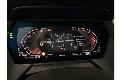 BMW 1-serie 118i M-Sport | Camera | Kuipstoelen | LED | Carplay | Virtual Cockpit | Stoel/Stuurverw. | 19''LMV