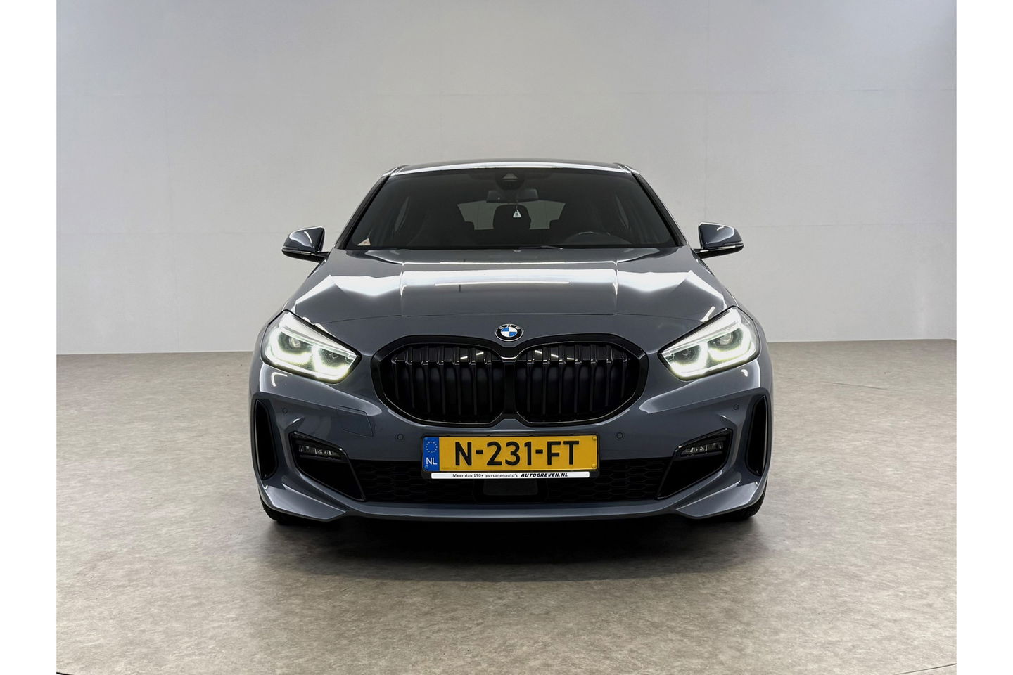BMW 1-serie 118i M-Sport | Camera | Kuipstoelen | LED | Carplay | Virtual Cockpit | Stoel/Stuurverw. | 19''LMV