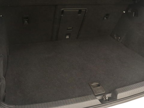 Volkswagen Golf 1.4 eHybrid Style | Camera | Massage | Carplay | Memory | Sfeerverlichting | Adaptive cruise | Keyless | Navigatie | Full LED | Digital Cockpit