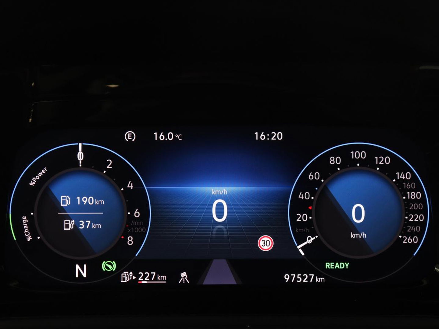 Volkswagen Golf 1.4 eHybrid Style | Camera | Massage | Carplay | Memory | Sfeerverlichting | Adaptive cruise | Keyless | Navigatie | Full LED | Digital Cockpit