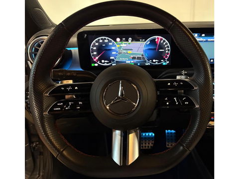 Mercedes-Benz A-Klasse 250 e AMG PANO HUD MEMORY VOL'