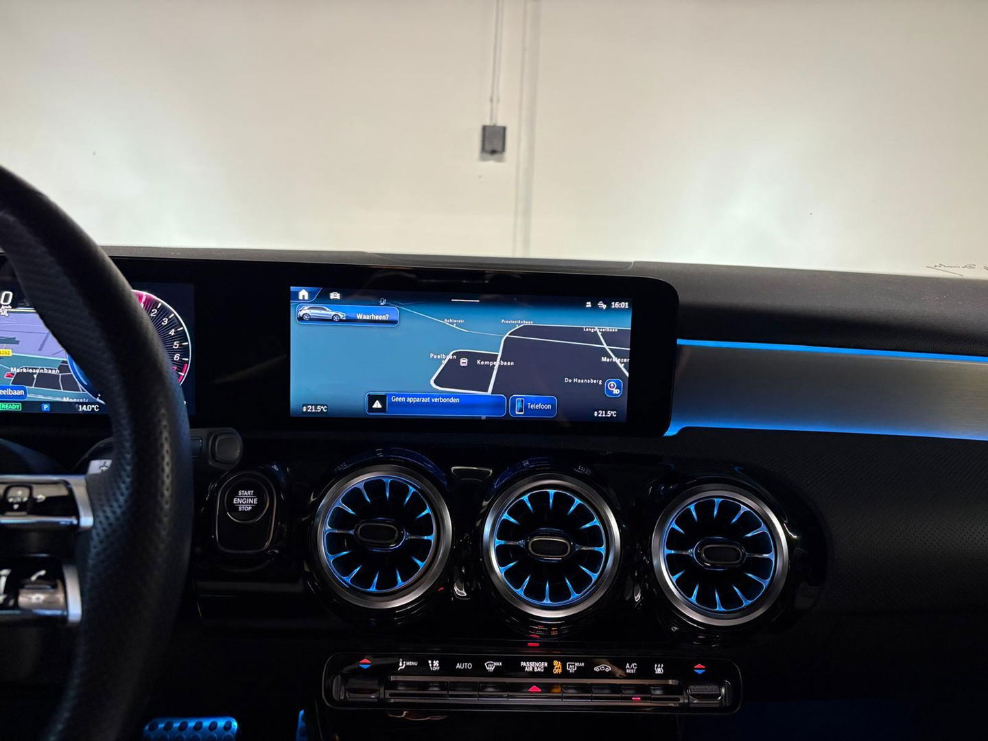 Mercedes-Benz A-Klasse 250 e AMG PANO HUD MEMORY VOL'
