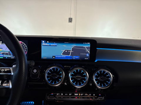 Mercedes-Benz A-Klasse 250 e AMG PANO HUD MEMORY VOL'