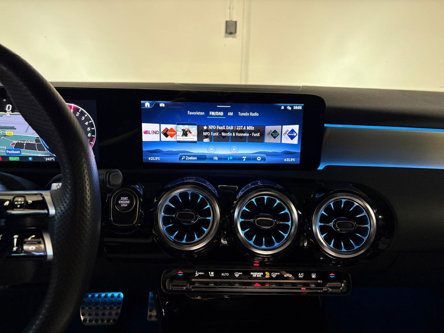 Mercedes-Benz A-Klasse 250 e AMG PANO HUD MEMORY VOL'